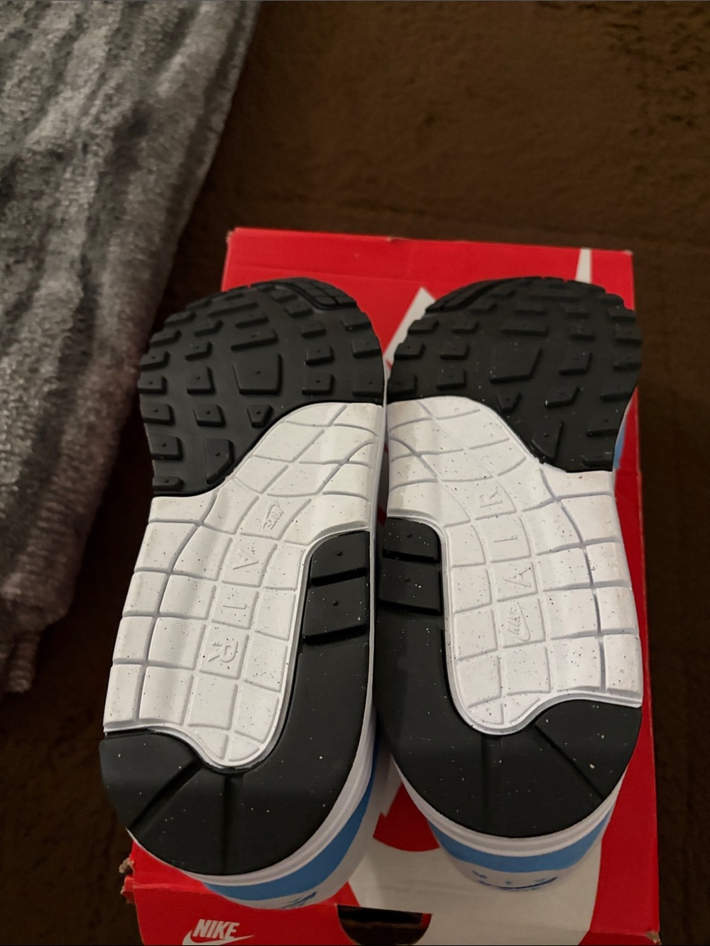Nike White and Light Blue Air Max 1 Sneakers - Picture 4 of 5